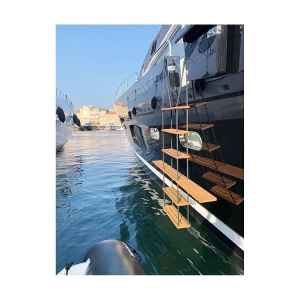 Superyacht Rope Ladders — Hard-wearing Rope Ladders