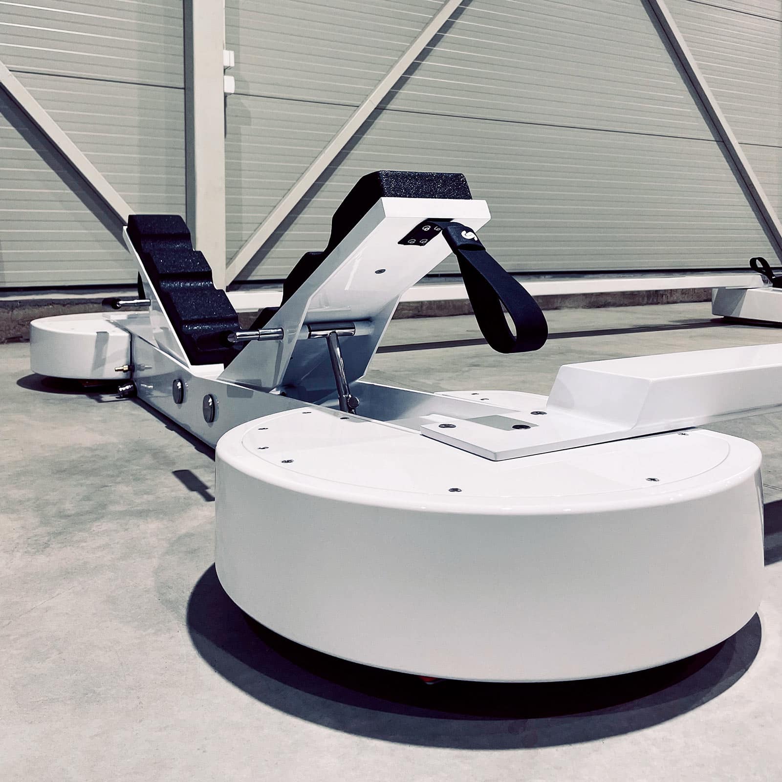 Hover chocks for tenders