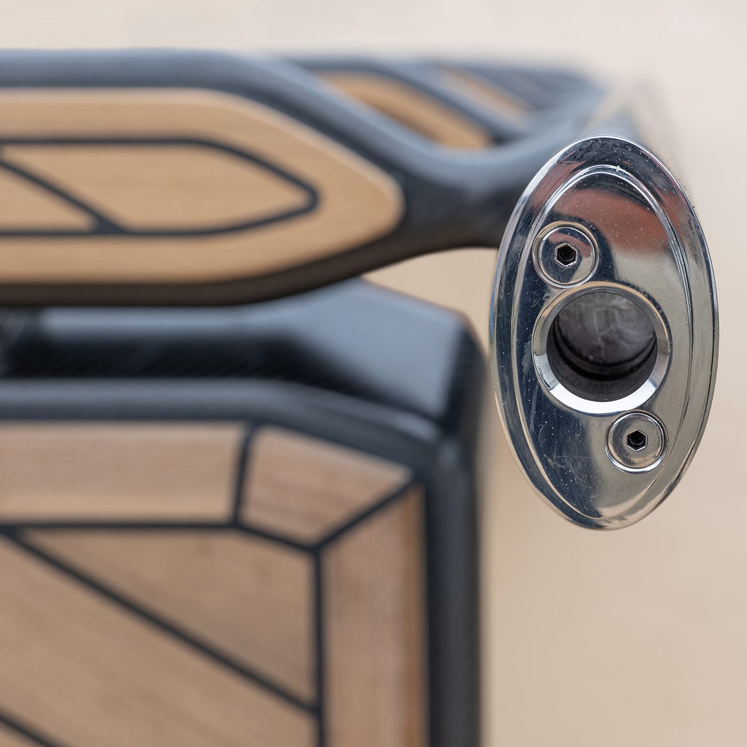 Carbon fibre swim ladder in a heavy duty carry case